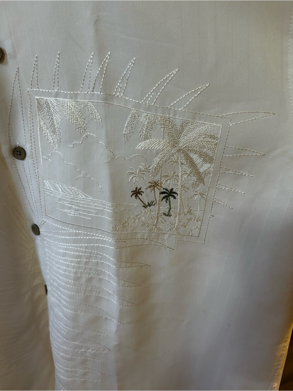 Casual Men's Short-Sleeve Button-Down Shirt in White - Picture 2 of 3